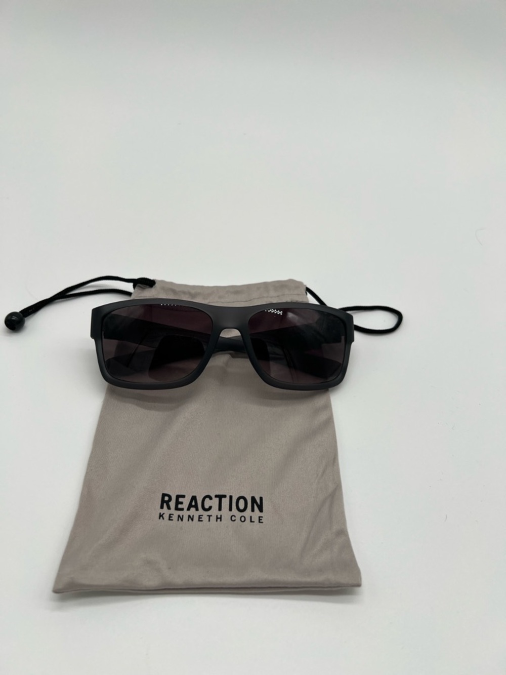 Kenneth Cole Reaction Sunglasses